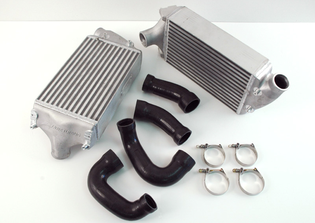 AWE Tuning AWE Performance Intercoolers - Porsche 997.2 Turbo / S