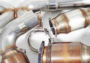 Load image into Gallery viewer, AWE Tuning AWE Performance Exhaust for Porsche 997.2 Turbo / S - Stock Tips