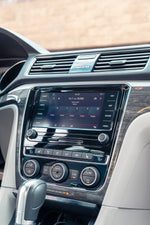 Load image into Gallery viewer, VW Discover Media MIB2 PQ Gen 2 Retrofit Kit w/ App Connect™
