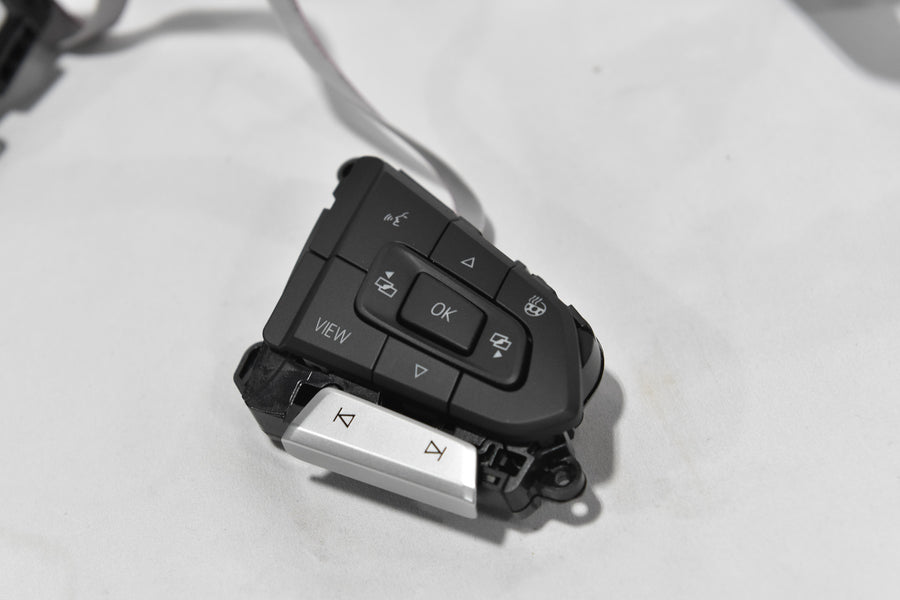 VW MK8 Manual Tactile Button Steering Wheel Retrofit – GTI / Golf R / GLI