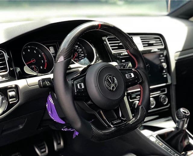 EZT Carbon Fiber-Napa Steering Wheel (VW MK7/MK7.5)