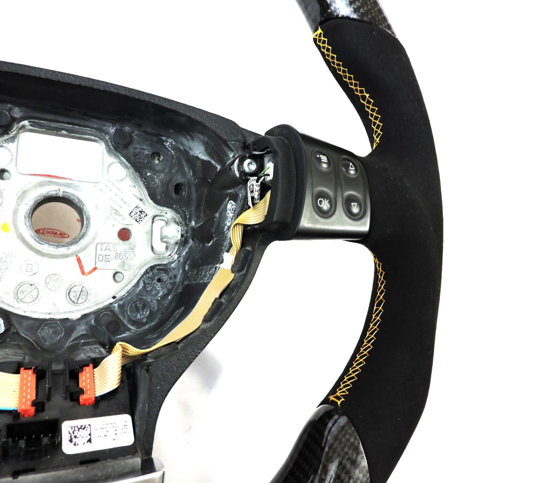 EZT Carbon Fiber-Alcantara Steering Wheel (VW MK5)