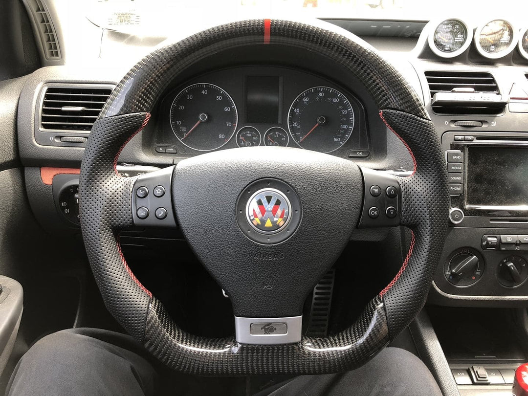 EZT Carbon Fiber-Perforated Steering Wheel (VW MK5)