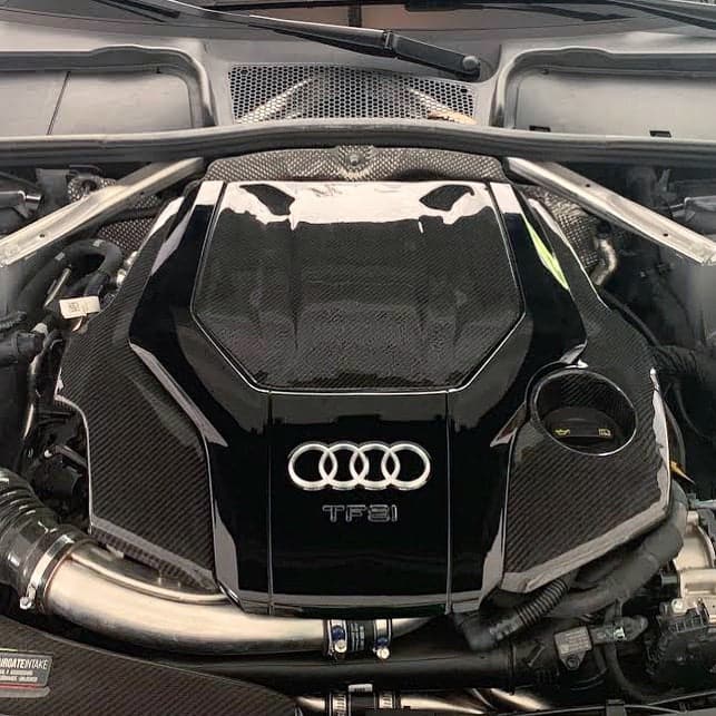 EZT Audi B9 2.9T S4/S5/RS5 TFSI Carbon Fiber Engine Covers